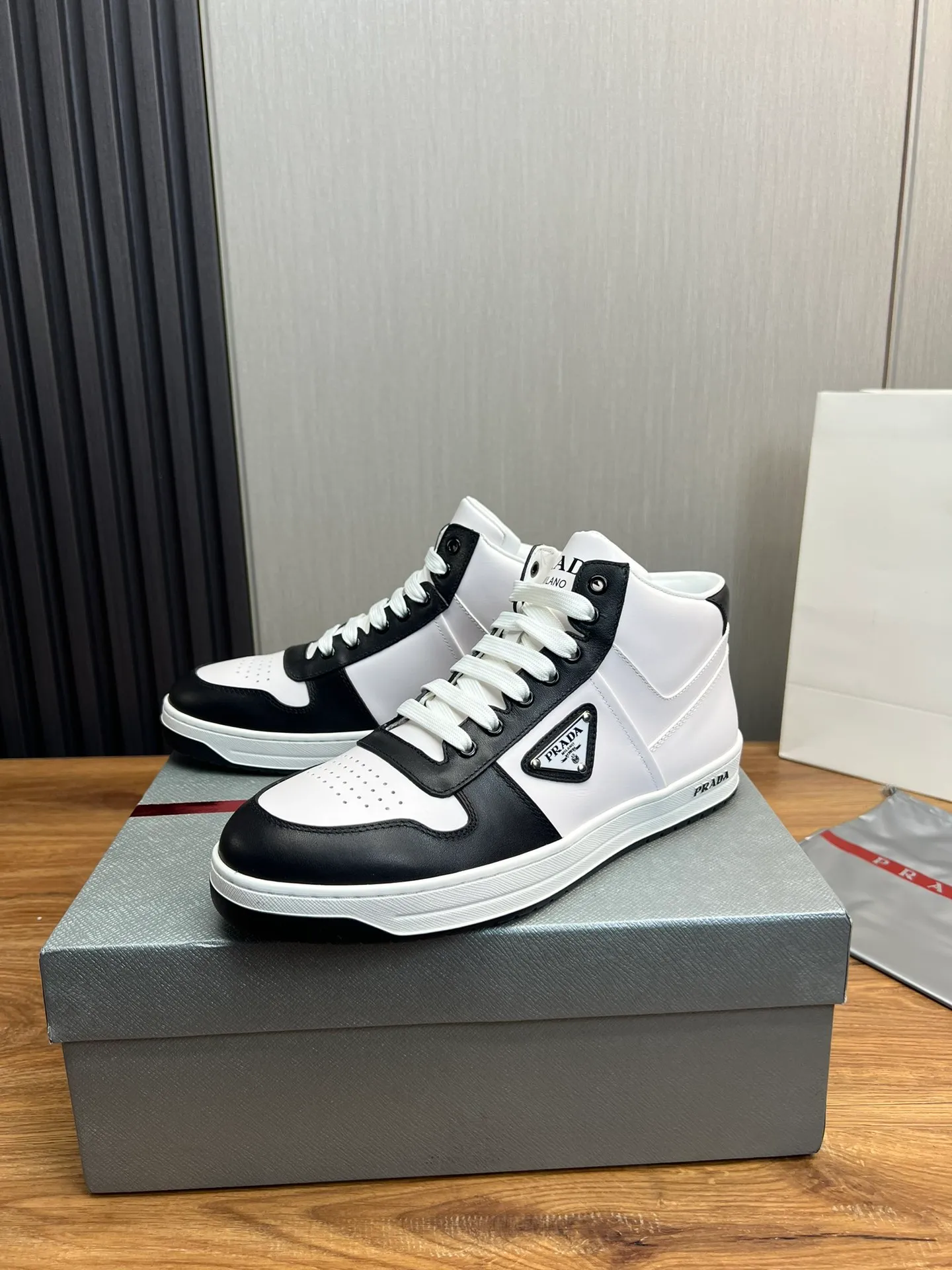 Men's shoes 💰620💰 [PRADA] Autumn and winter hot sale 🔥High quality shipment ✔️Original cowhide + cowhide lining, 1🆚1 replica, original sole, 38-45 (45 customized, non-refundable)